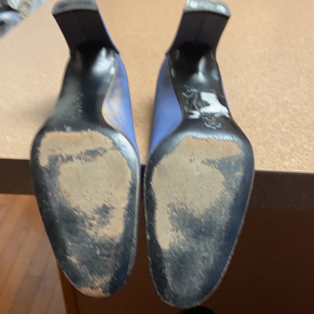 Dkny Essentials Pumps - image 8